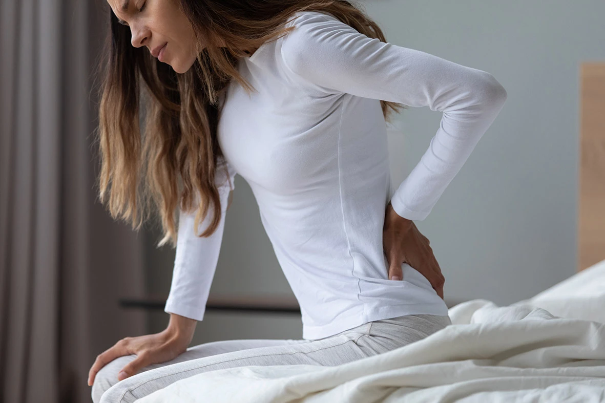 If you’re suffering aches and pains when you wake up, you might be asking yourself, “Is my bed causing lower back pain?”